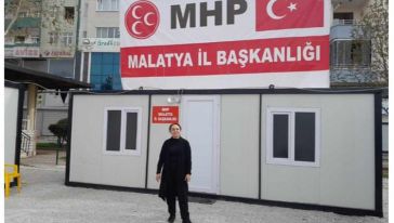 Sabık Rektör MHP'ye 'Tebelleş' Oldu!