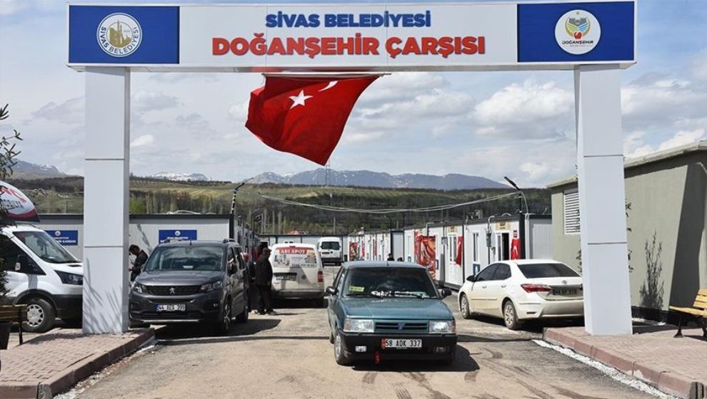 Sivas Belediyesi, Doğanşehir'de Çarşı Kurdu