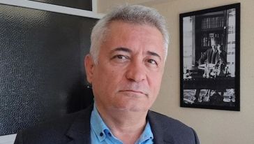 Adil Serdar Saçan Vefat Etti