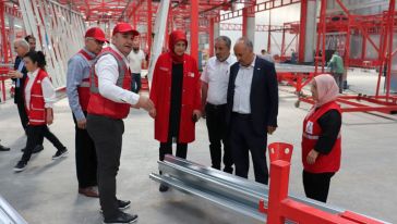 "Günde 50 Prefabrik Deprem Bölgesine Sevk Ediliyor"