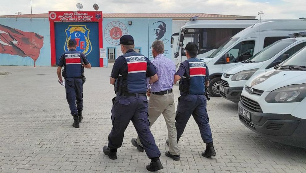 Firari Cinayet Zanlısı Akrabasının Evinde Yakalandı