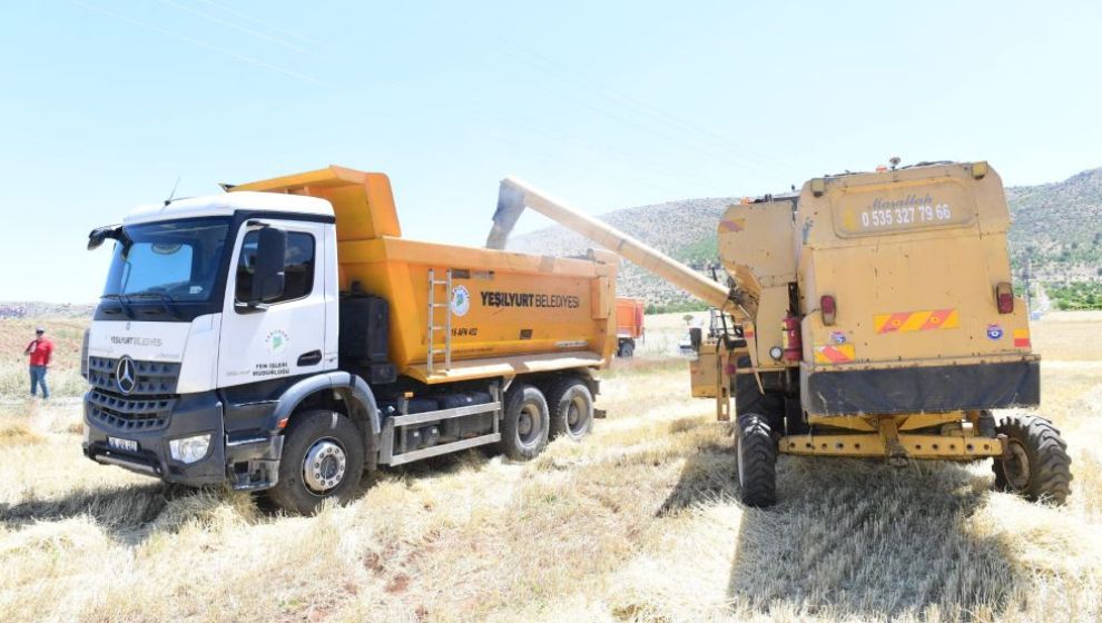 Hasadı Yapılan Arpa Depremzede Üreticilere Dağıtılacak