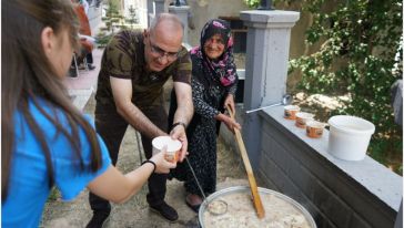 "Aşure, Birlik, Beraberlik ve Paylaşımın Simgesi"