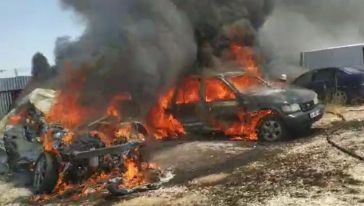 Yediemin Otoparkında Yangın.. 10 Araç Yandı