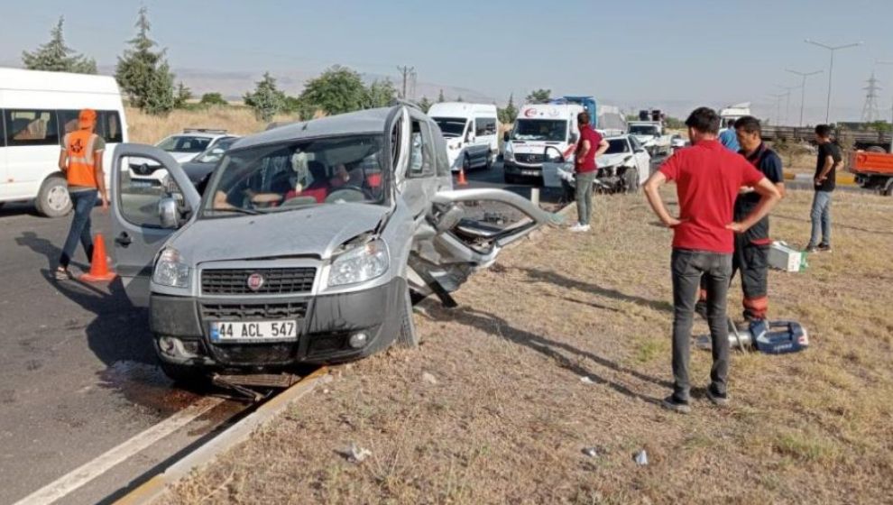 Havalimanı Yolunda Kaza Trafik Kazası