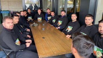 AKP Gençlik Kollarından Starbucks Kafe'ye Protesto