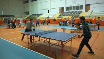 Darende'de Masa Tenisi Turnuvası Düzenlendi