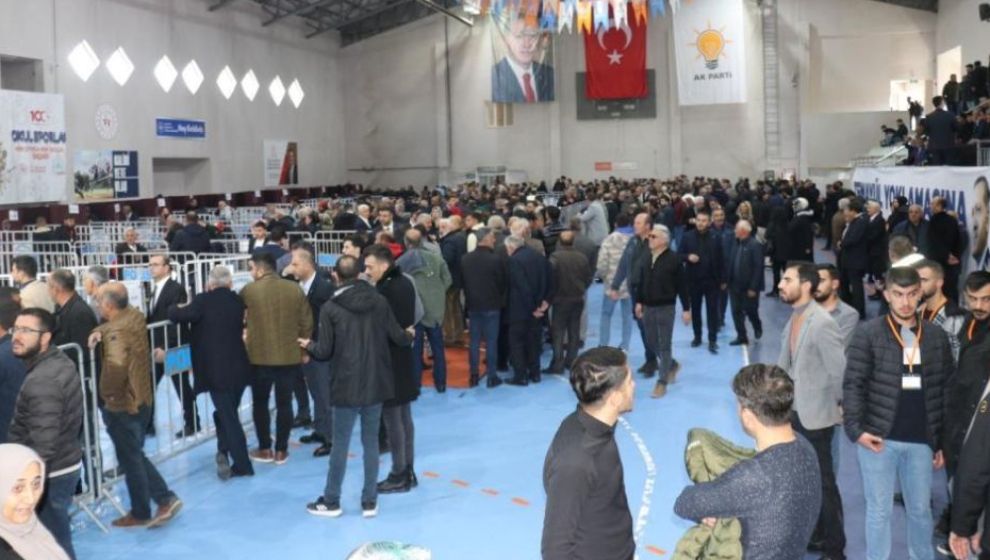 AKP'de Temayül Yoklaması Yapıldı