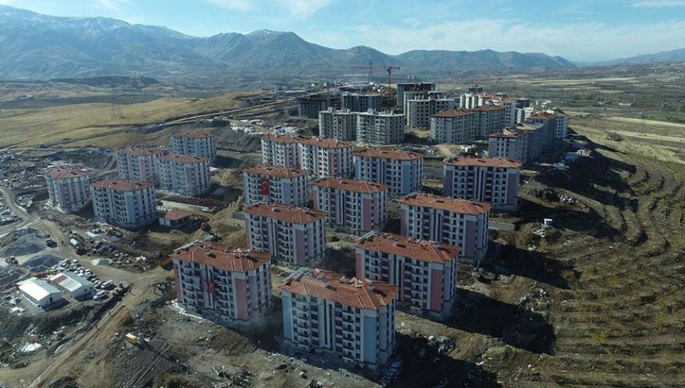 Doğanşehir'de 350 Konut Teslime Hazırlanıyor