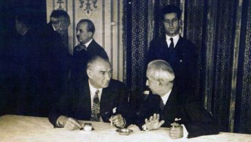 "İsmet İnönü, Her Zaman Minnetle Anılmaya Devam Edecektir"