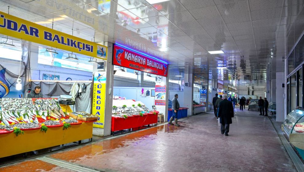 Eski Otopark Et ve Balık Pazarı Oldu