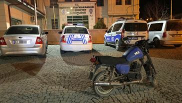 İlçe Polisi Motosiklet Hırsızını Yakaladı