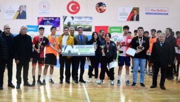 Yeşilyurt'taki 100. Yıl Futsal Turnuvası Sona Erdi