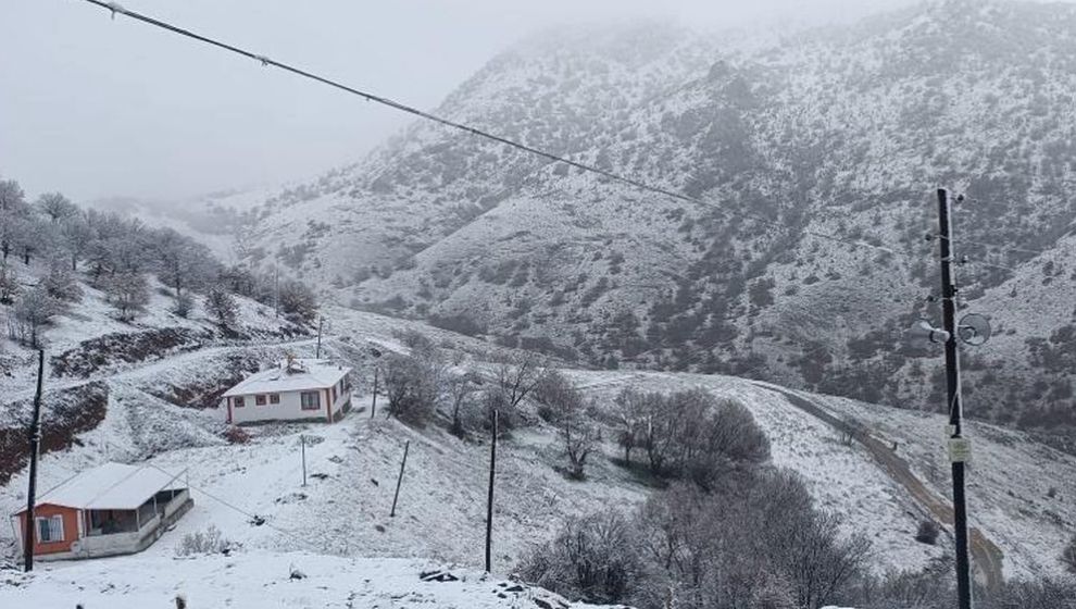 Malatya'nın Yüksek Kesimlerinde Aralıklı Kar Yağışı Etkili Oldu