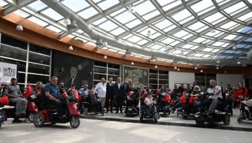 50 Engelli Depremzedeye Akülü Tekerlekli Sandalye