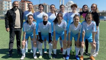 Kadınlar Futbol Liginde Malatya Ekibi Rakibine 9 Gol Attı