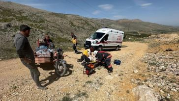 Kaza Yapan Motosikletin Sürücüsü ve Eşi Yaralandı