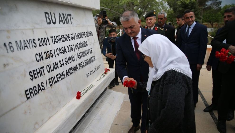 23 Yıl Önce Düşen CASA Uçağında Şehit Olan 34 Asker Anıldı