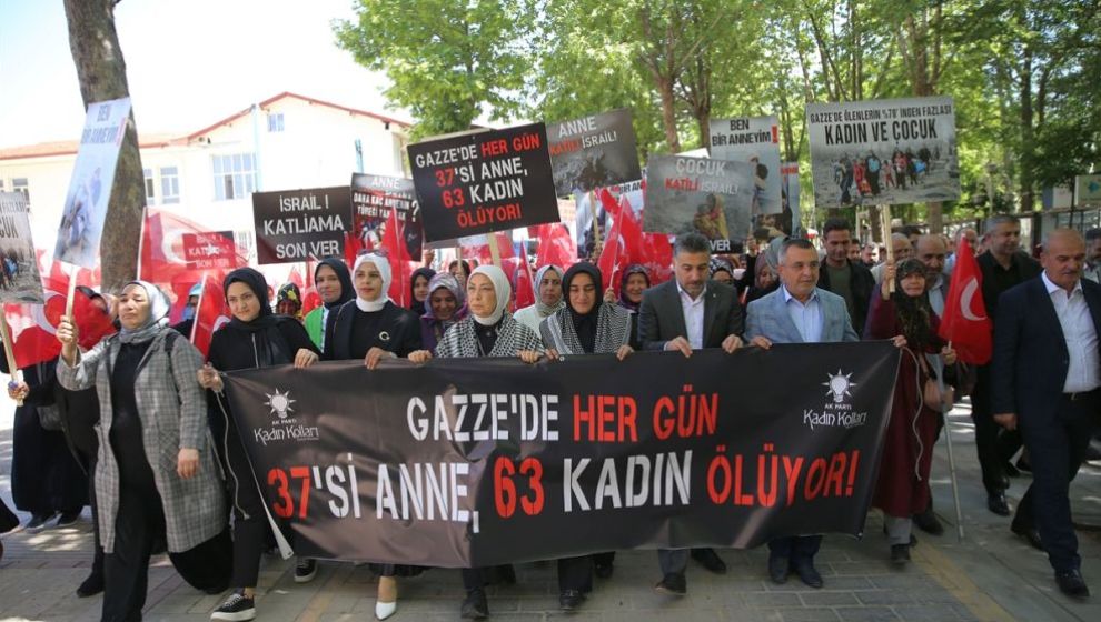 AKP Kadın Kollarından İsrail Protestosu
