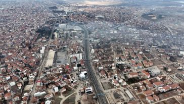 40 Yıl Önce "Bu Yol Şehrin Ana Arteri Olarak Planlanmalı" Denmişti..