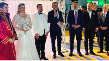 CHP Genel Başkanı Özel, Ağbaba'nın Danışmanının Düğününe Katıldı