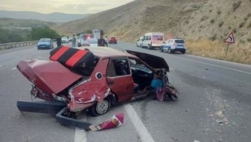 Sivas Yolundaki Kazada 6 Kişi Yaralandı