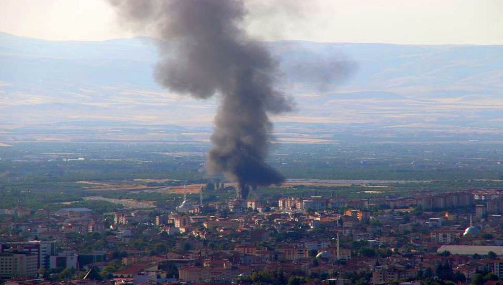 Hava Kirliliği Asbestli Enkaz Tozuyla Arttı, Bir de Hurdacı Tehdidi..