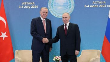 Cumhurbaşkanı Erdoğan, Rusya Devlet Başkanı Putin'le Bir Araya Geldi