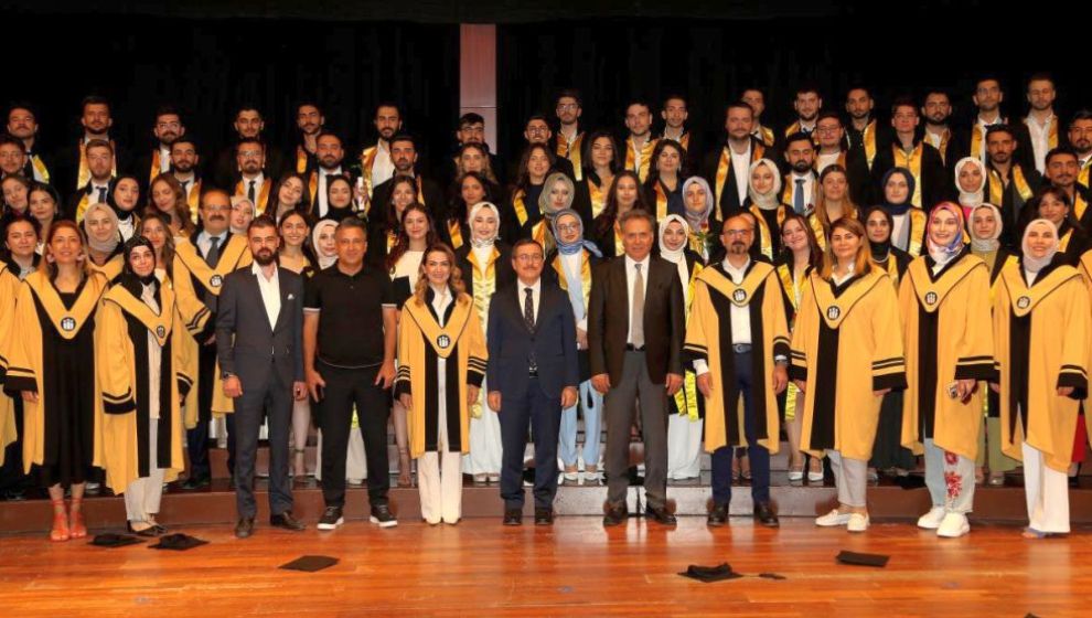 İnönü Üniversitesi Diş Hekimliği Fakültesi Bu Yıl 112 Mezun Verdi