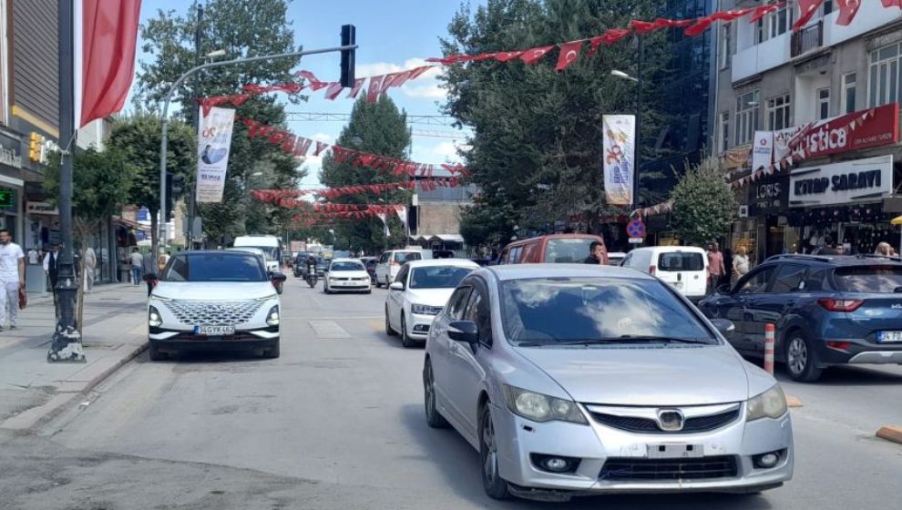 Malatya'da Trafiğe Kayıtlı Araç Sayısı 224 Bin 702'ye Yükseldi