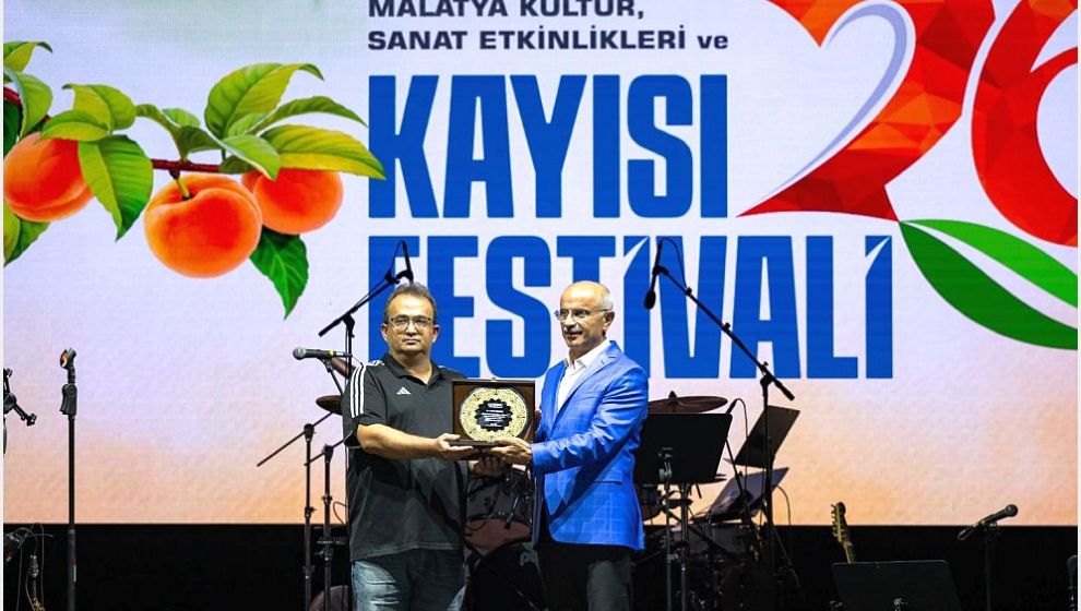 Merhum Celâl Yalvaç'a 'Kernek Onur Ödülü'