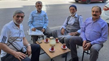 "Esnaf Borcunu Ödeyemiyor, Yüksek Faiz Yüzünden Kredi Kullanamıyor"