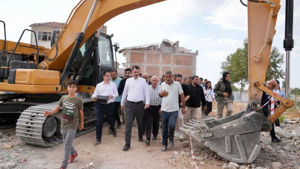 Bakan Kurum, 'Basına Kapatılan' Malatya Gezisini Tamamladı