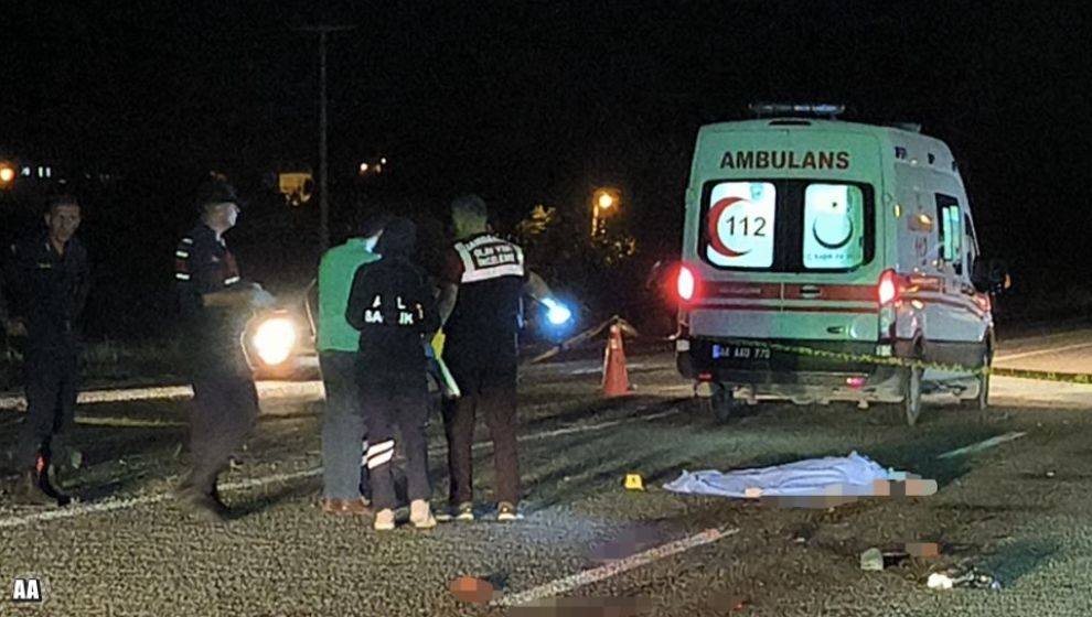 Bir Otomobil Çarptı Savurdu, Diğeri Üstünden Geçti, Öldü..