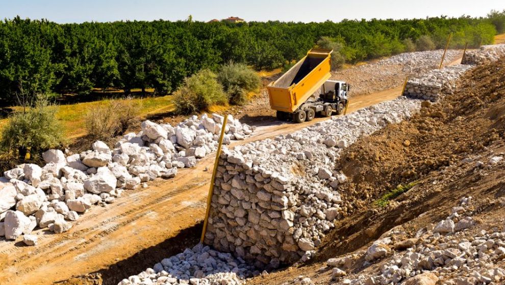 Kuzey Kuşak Yoluna 2,6 Km. İstinat Duvarı