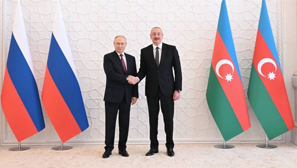 Putin İle Aliyev, Bakü'de Görüştü