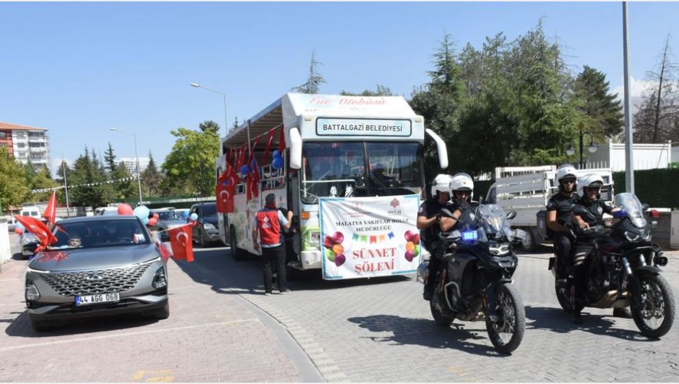 Vakıflar Bölge Müdürlüğü 22 Çocuğu Sünnet Ettirdi