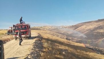 Arguvan'daki Anız Yangını Söndürüldü