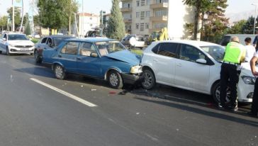 MAŞTİ Önündeki 3'lü Kazada 1 Yaralı