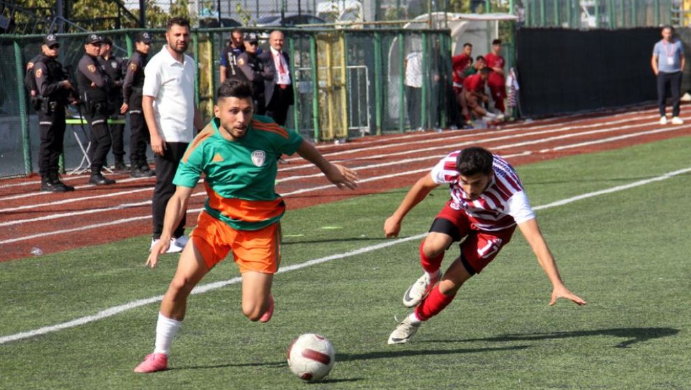 BAL'da Malatya Yeşilyurt Galip, Malatyaspor ve Arapgirspor Mağlup..