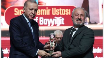 Demirci Yusuf Usta'ya 'Yaşayan İnsan Hazinesi' Ödülü