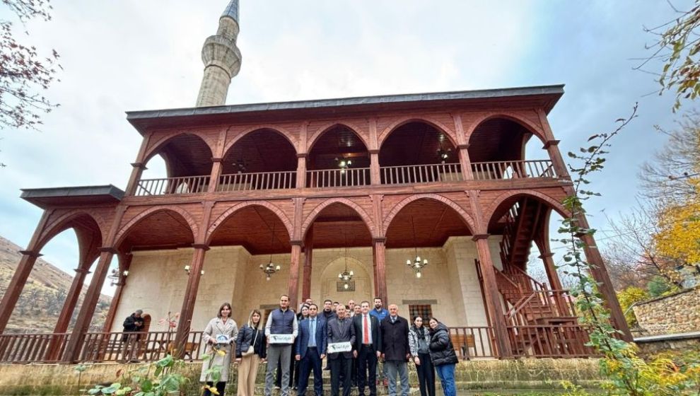 Arapgir’in Tarihi Yerleri ve Doğal Güzelliklerini Gezdiler