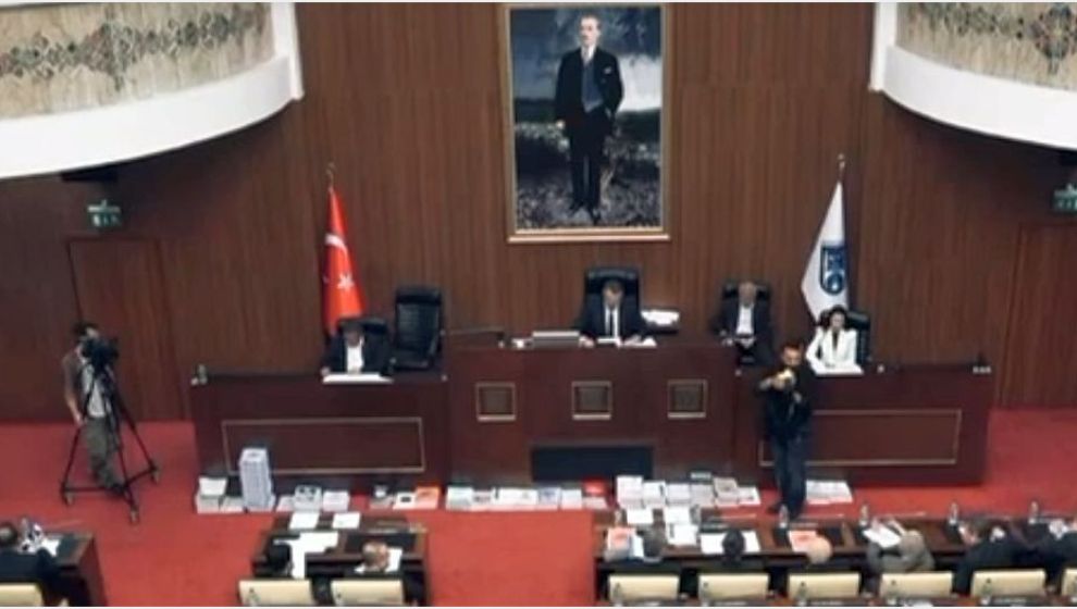 Depremde Yıkılan Lisenin Yeni Binasını Ankara Büyükşehir Yapacak