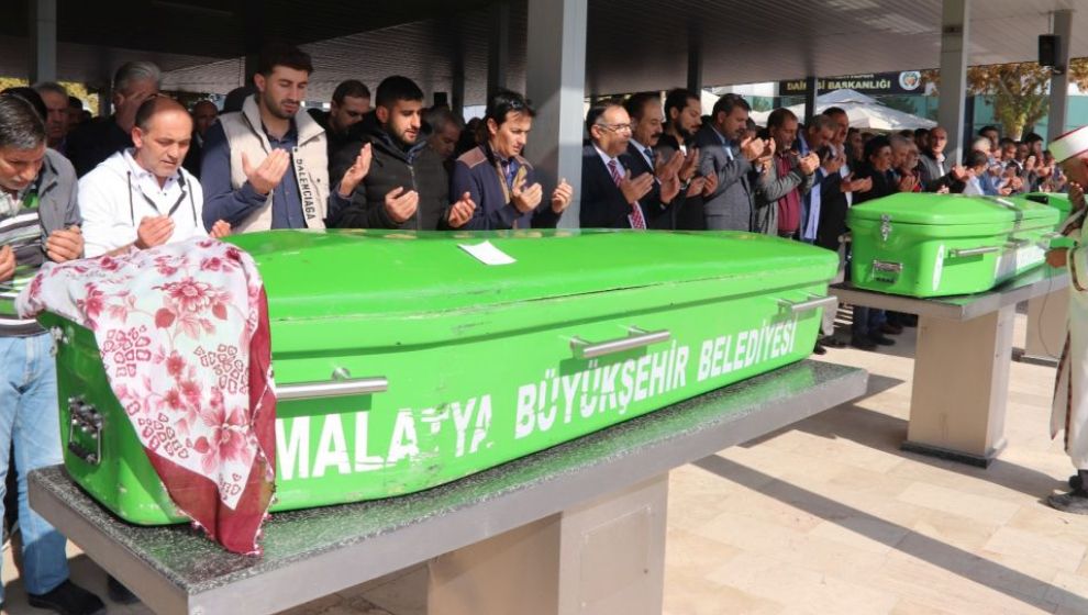 Kaza Kurbanı Karı- Koca Malatya'da Toprağa Verildi