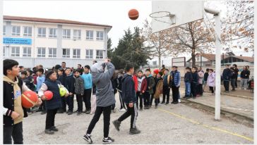 Yeşilyurt Belediyesi'nden 'Spor İstasyonları' Projesi