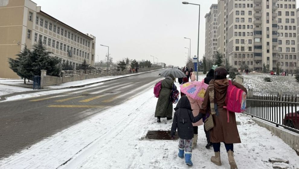 Aralıklı Kar Yağışı Yüksek Kesimlerde ve İl Merkezinde Etkili Oldu