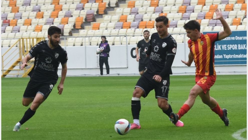 Yeni Malatyaspor, Lig Lideri Kocaelispor'a Sahasında Mağlup:1-3