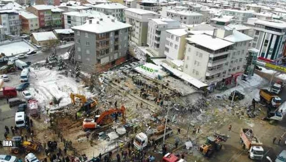 Yıkılan Rezidans Davasında, Sanıklara 15 Yıla Kadar Hapis İstendi