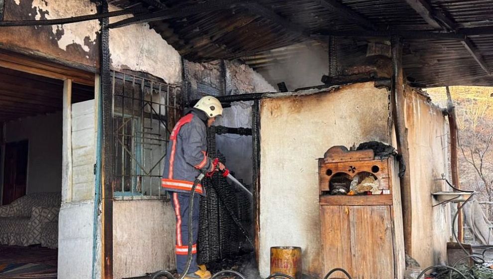 Poskıran'da Bir Ev Yangında Hasar Gördü