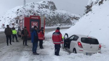 Malatya- Adıyaman Yolunda Donma Tehlikesi Yaşadılar